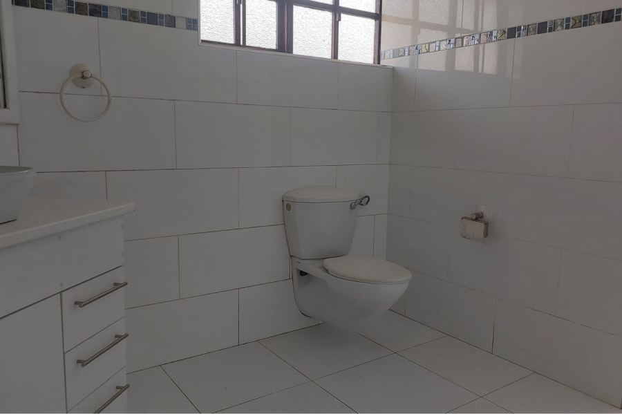 3 Bedroom Property for Sale in Uitenhage Upper Central Eastern Cape
